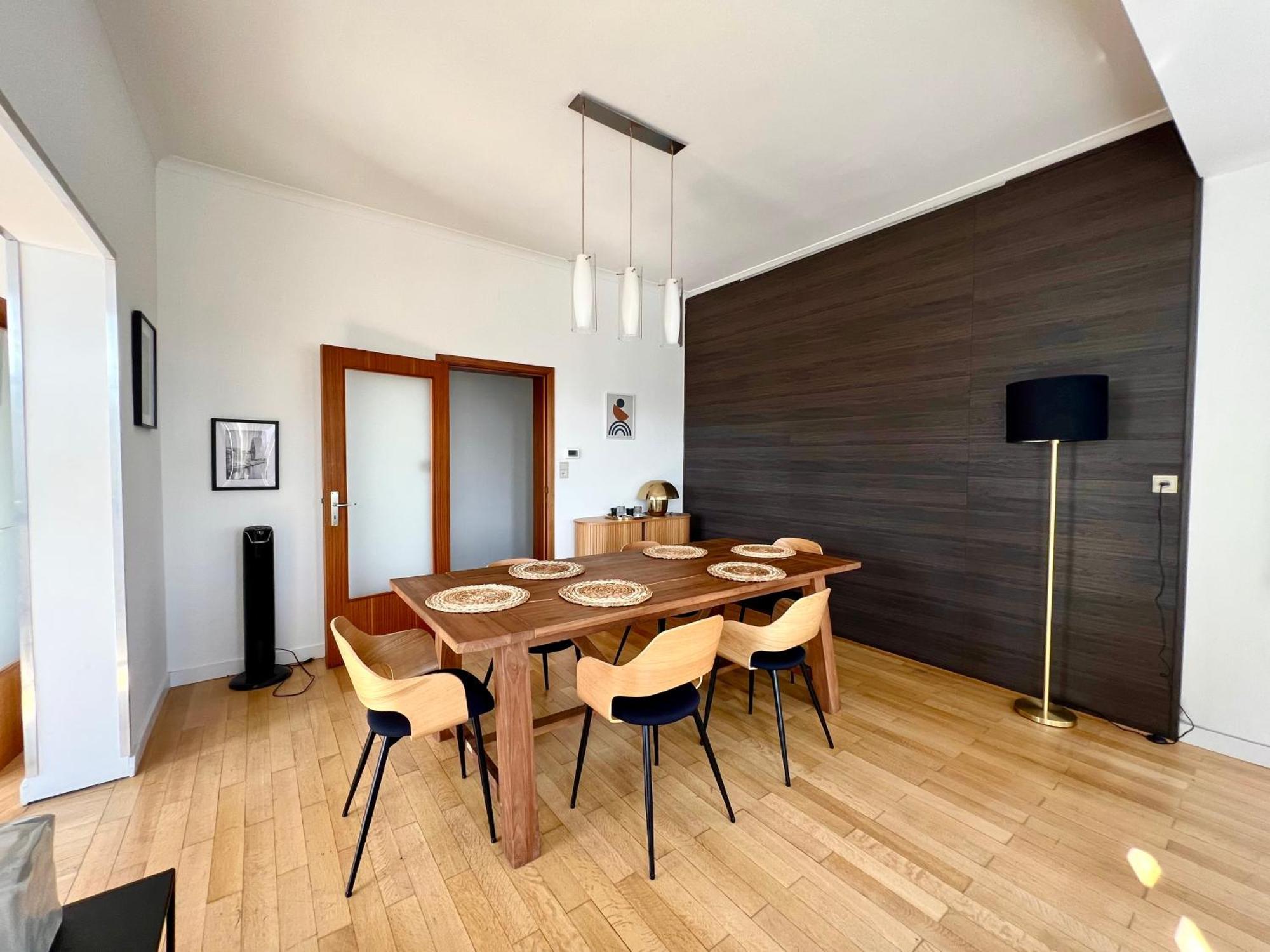 Bellevue - Grand Appartement Pour 5 Sur Les Quais De La Meuse Λιέγη Εξωτερικό φωτογραφία